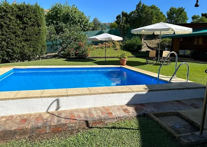 Cupiana Piscina Privada Tatil Evi Málaga