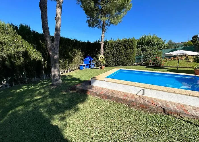 Cupiana Piscina Privada Tatil Evi Málaga